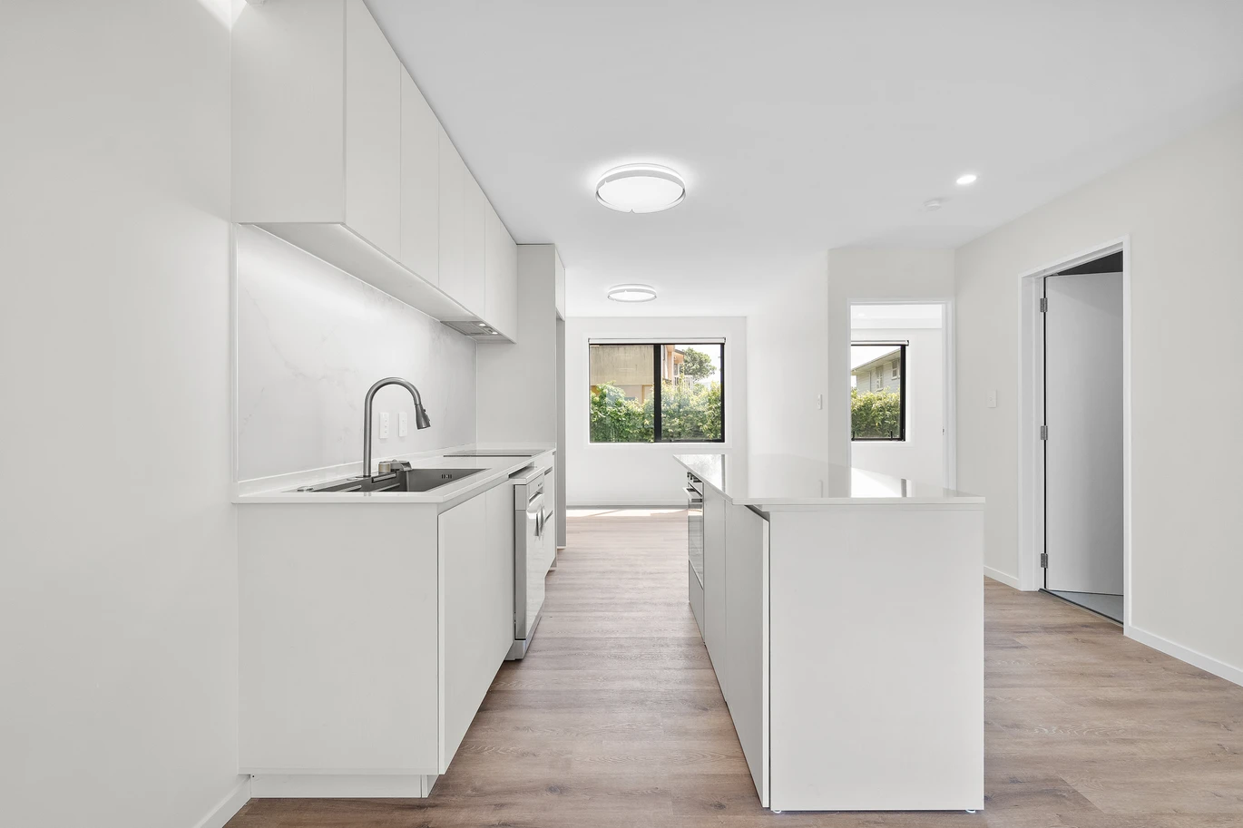 Marina View School Zone, brandnew 2 beds 1.5 baths home with Garage, ( 3 beds 2 baths home with Garage also available), Lot 6/3 Worthington Place, West Harbour, Auckland