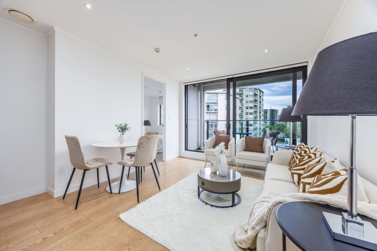 2 beds 2 baths apartment (63m2), 805/147 Nelson Street, Auckland