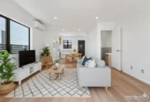 4 beds house on 157m2 section, Close to schools, shopping, transport, and motorway access, 10 Longview Oak Lane, Rosehill, Auckland