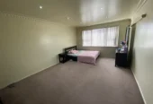 For rent, Fully Furnished 3-Beds 1 bath Apartment, 2 car parks, Available from 22th December, 1/24 Atkinson Avenue, Otahuhu, Auckland