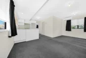 5 (3 + 2) beds houses on 833m2 land, live or develop, 9 & 9A Sherie Place, Howick, Auckland