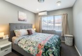Owners upsizing, are committed elsewhere, 3 beds house on 508m2 section, close to schools, Glen Eden village, park, train and bus services, 75 Kamara Road, Glen Eden, Auckland