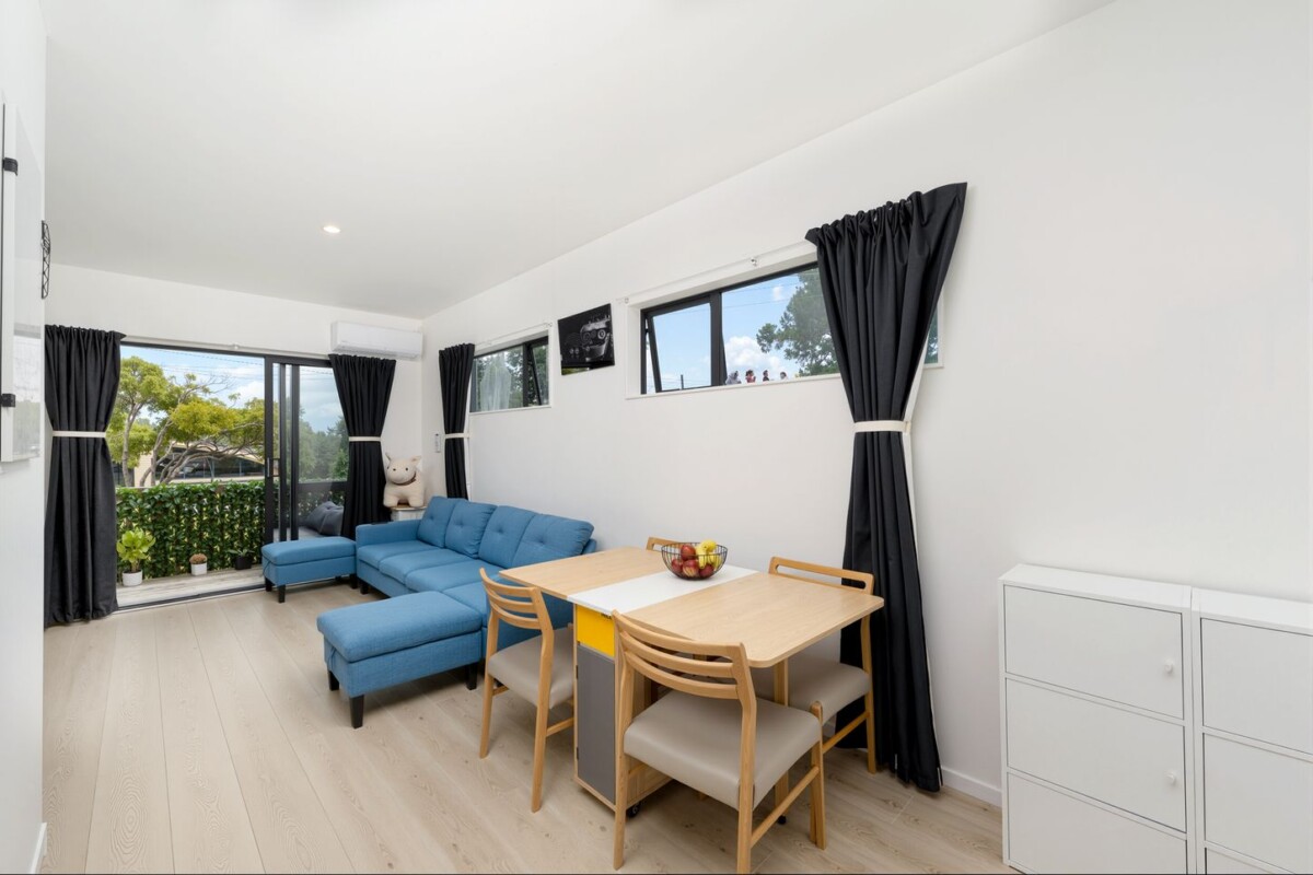 Owner Relocating for Work – This Must Be Sold, freehold 2 beds 1.5 baths home with car park, Moments from local parks, shops, cafes, and peninsula walkway, 2/35 Renata Crescent, Te Atatu Peninsula, Auckland