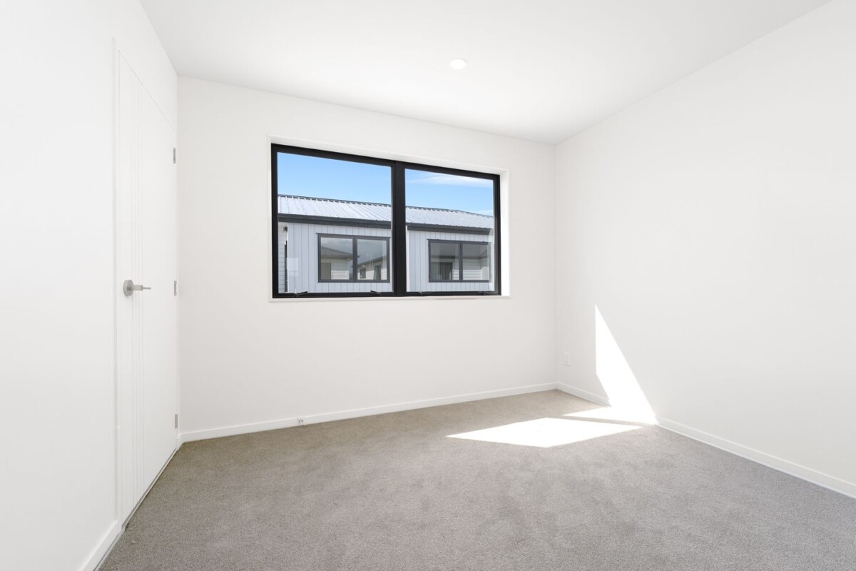 Brandnew 4 beds house with garage and park views, minutes from Motorway SH16, Lincoln Road shops, supermarkets, restaurants, and local amenities, 17D Bahari Drive, Ranui, Auckland