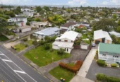 Vendors cashing out, 3 beds house on 951m2 section, Mixed Housing Urban Zone, 0.5 km to Don Buck School, 0.8 km to Massey High School, 199 Don Buck Road, Massey, Auckland