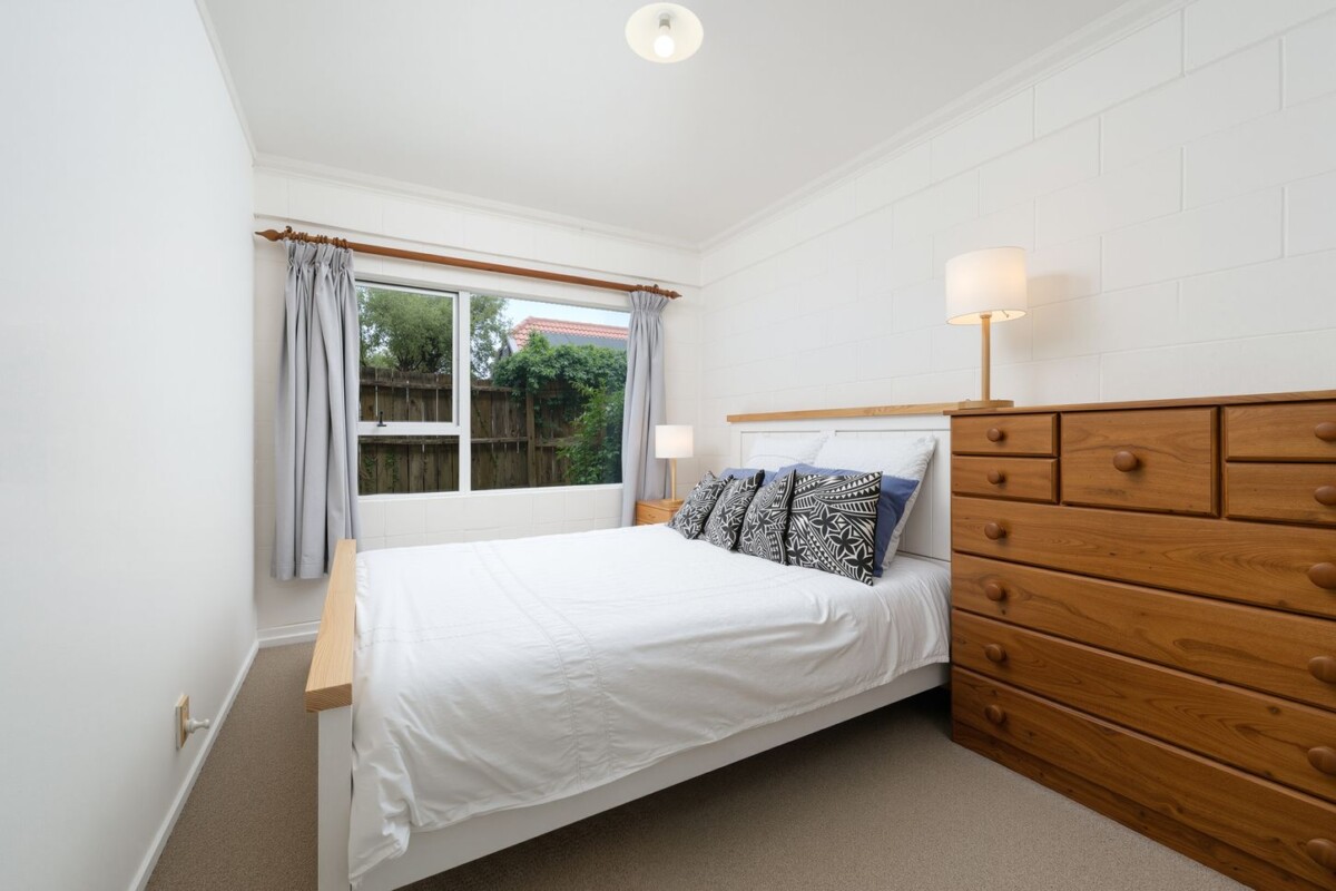 2 beds home with study and carport, Just minutes from Henderson’s key amenities including WestCity Shopping Centre, 10/48 Mcleod Road, Henderson, Auckland