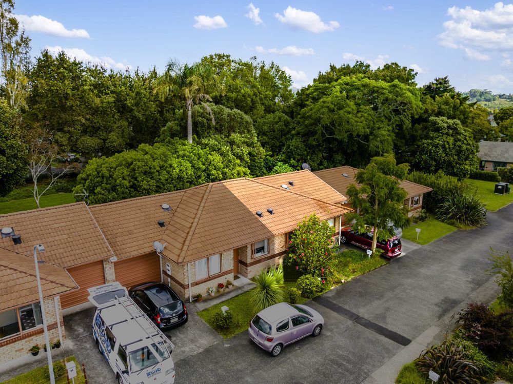 Brick and tile 2 beds 1 bath home with garage, Vacant possession available from 1 August 2027, Government-guaranteed rent of $30,680 per annum, 23/379 Swanson Road, Ranui, Auckland