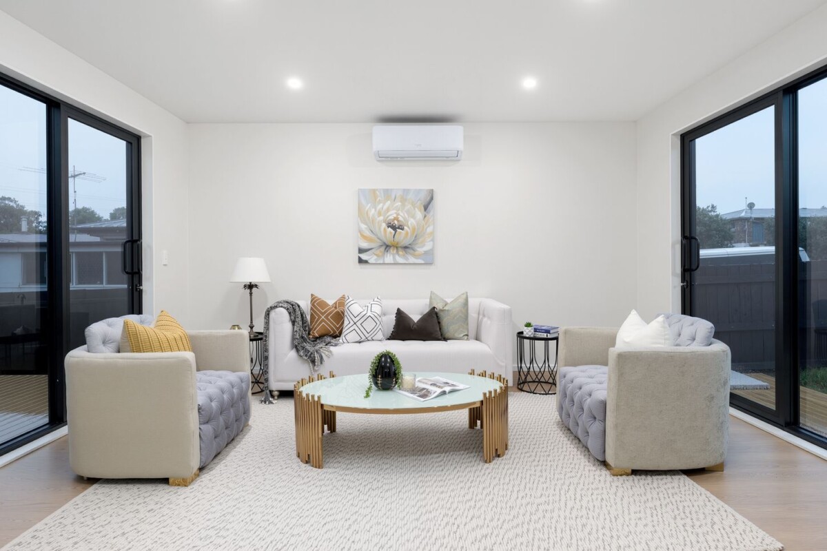 Brandnew standalone 3 bed 3.5 baths home, with 2 ensuites, 1 ensuite ground floor, close to schools, supermarket, motorway access, 54E Royal View Road, Te Atatu South, Auckland