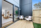 Mt Roskill Grammar school zone, 10-Year Master Builders Guarantee, 134m2 brandnew 3 beds 2.5 bath home, Private backyard with lawn and deck, close to schools, shops, park, with garage on 131m2 section, 1/728 Richardson Road, Hillsborough, Auckland