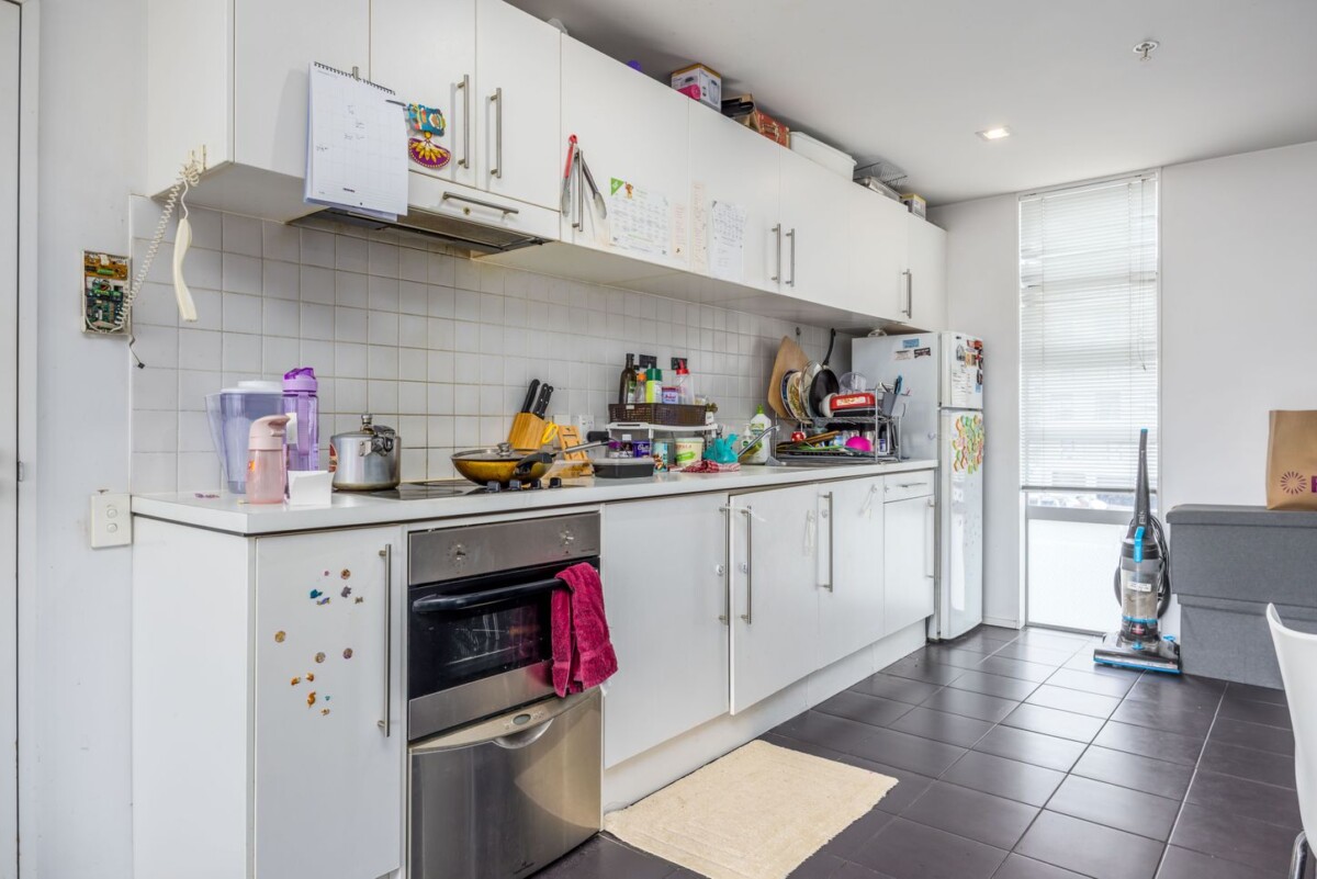 Leasehold 2 beds 1 bath 1 car park apartment, Rental Income: $640/week = $33,280/annum, Ground Rent: $13,946.52, Operating Expenses: $5,711.76, Rates: $1,851.38, NET INCOME: $11,707.34, 3A/58 Liverpool Street, Auckland Central, Auckland