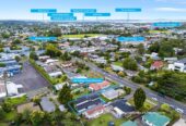 206m2 4 beds 3.5 baths house on 372m2 section, close to schools, shops, 22A Rathgar Road, Henderson, Auckland