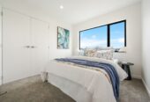 132m2 Beach Side 3 beds + a big study room or 4th room 2.5 baths home with garage on 121m2 section, close to schools, supermarket, motorway access, 35 Observation Green, Hobsonville, Auckland