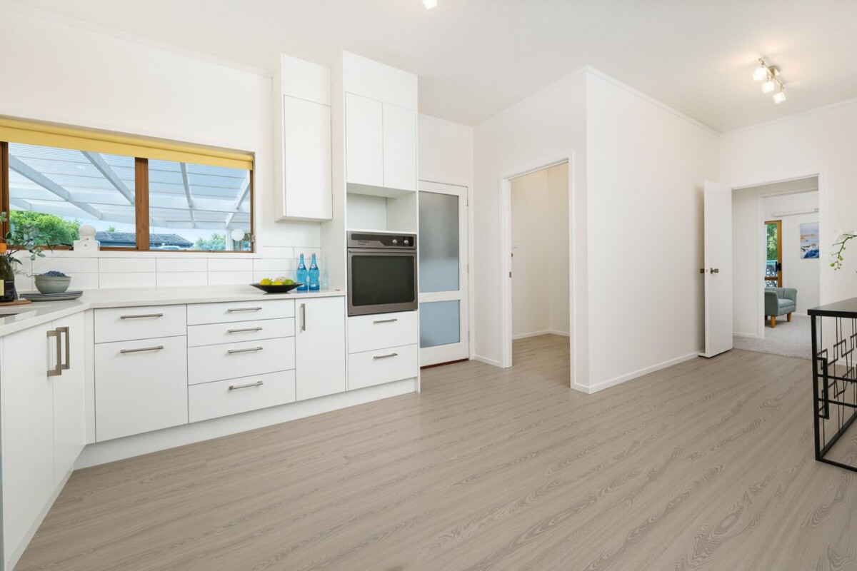 190m2 spacious 4 beds 2 baths house on 546m2 section, minutes from schools, PaknSave, WestCity Mall, 35D Edmonton Road, Henderson, Auckland