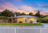 Must sell, Owners Moving Overseas, 142m2 renovated 4 beds 2 baths house on 465m2 section, a gas fireplace, full insulation, underfloor heating in the kitchen and main bathroom, moments from reserves, walkways, motorway access, and major shopping hubs, 52 Woodside Road, Massey, Auckland