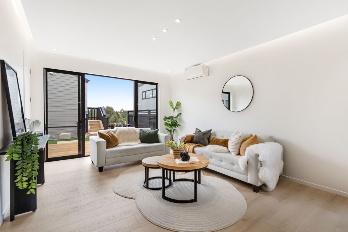 10-Year Halo Warranty, 160m2 Brandnew standalone 4 beds 3.5 baths house, with garage and 2 ensuites, Separate studio/sleepout complete with its own bathroom, minutes to NorthWest Mall, Westgate Shopping Centre, Costco, Pak’nSave, 26 Toetoe Street, Westgate, Auckland