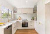 Renovated 4 beds 2 baths home, 182m2 floor area, close to schools, shops, golf club, 3/22 McFarland Street, Remuera, Auckland