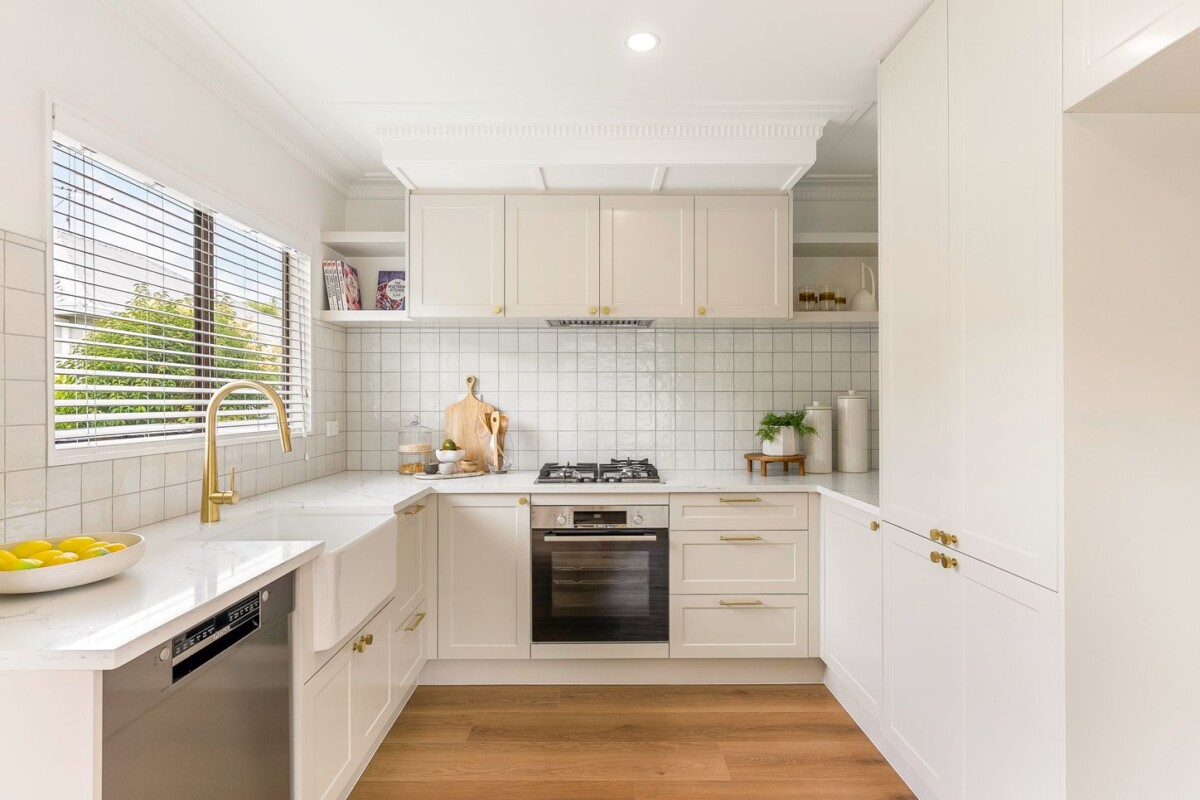 Renovated 4 beds 2 baths home, 182m2 floor area, close to schools, shops, golf club, 3/22 McFarland Street, Remuera, Auckland