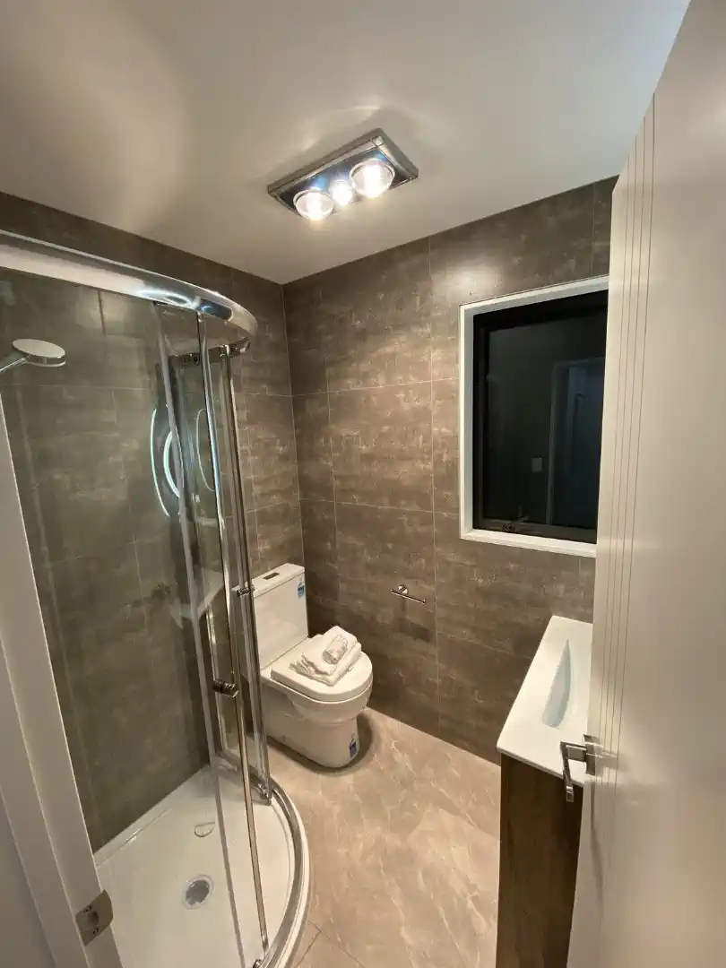For rent, 3 beds 1 bath townhouse , Available from Thursday, January 22, 2026, 1C Cherry Road, Bucklands Beach, Auckland