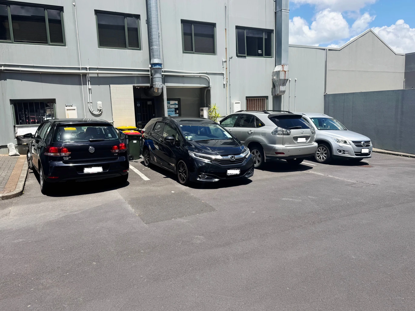 Ground floor 160m2 Commercial, Office or Retail Space, in the North Harbour Business Hub, 65 Paul Matthews Road, Rosedale, Auckland