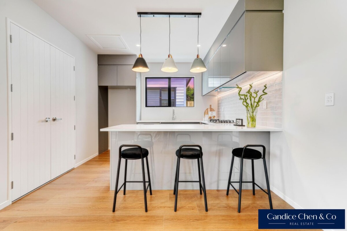 Brandnew standalone freehold Single-Level 3 beds 2 baths home with car park, close to schools, the NorthWest Shopping Centre, motorway access, Lot 5/57 Helena Street, Massey, Auckland