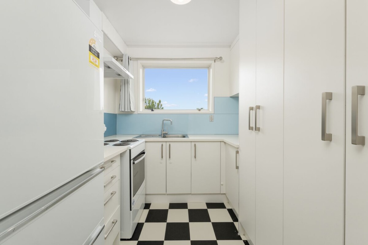 2 beds home with study and carport, Just minutes from Henderson’s key amenities including WestCity Shopping Centre, 10/48 Mcleod Road, Henderson, Auckland