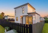 Brandnew standalone 3 bed 3.5 baths home, with 2 ensuites, 1 ensuite ground floor, close to schools, supermarket, motorway access, 54E Royal View Road, Te Atatu South, Auckland