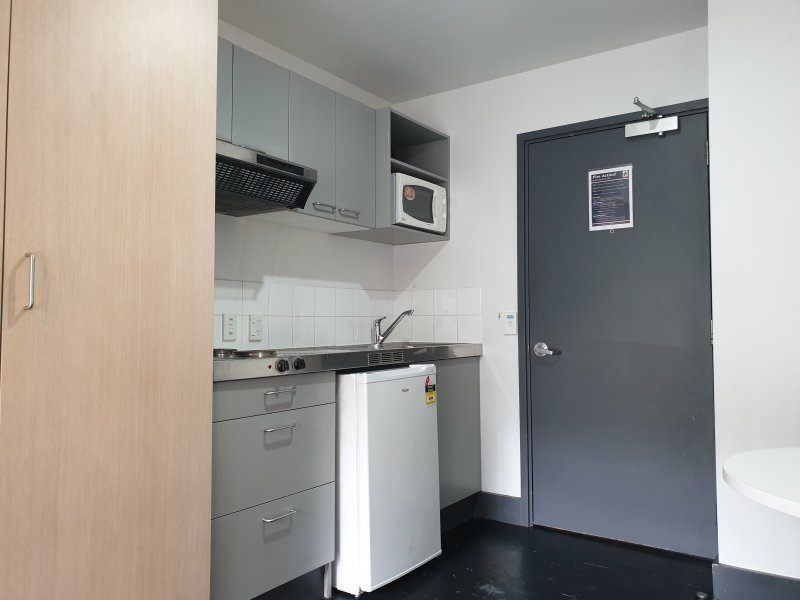 Auckland Girls Grammar school zone, Lease hold 1 bed 1 bath studio apartment, Prime CBD close to transport, dining and amenities, 701/133 Beach Road, Auckland Central, Auckland