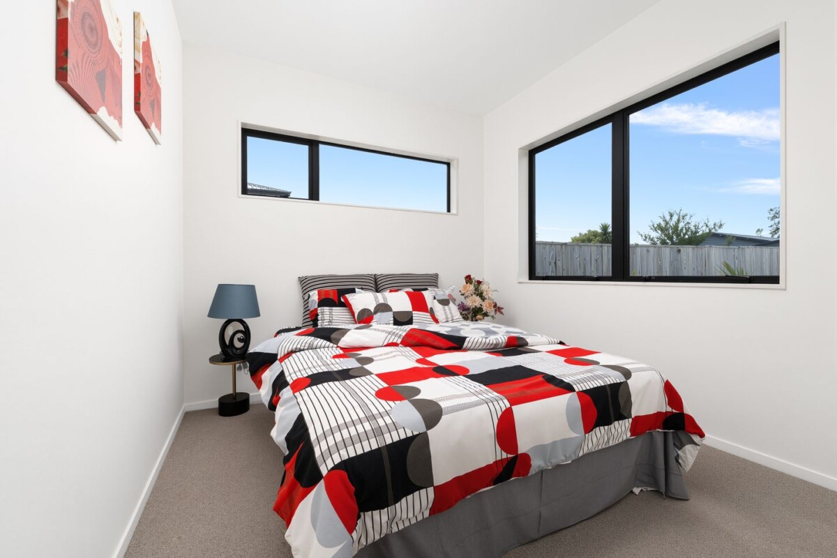 Brandnew 4 beds house with garage and park views, minutes from Motorway SH16, Lincoln Road shops, supermarkets, restaurants, and local amenities, 17D Bahari Drive, Ranui, Auckland