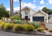 Once in 24 years, 270m2 5 beds house on 725m2 section, close to schools, shopping centres, parks, reversers, 29 Bronte Place, Somerville, Auckland