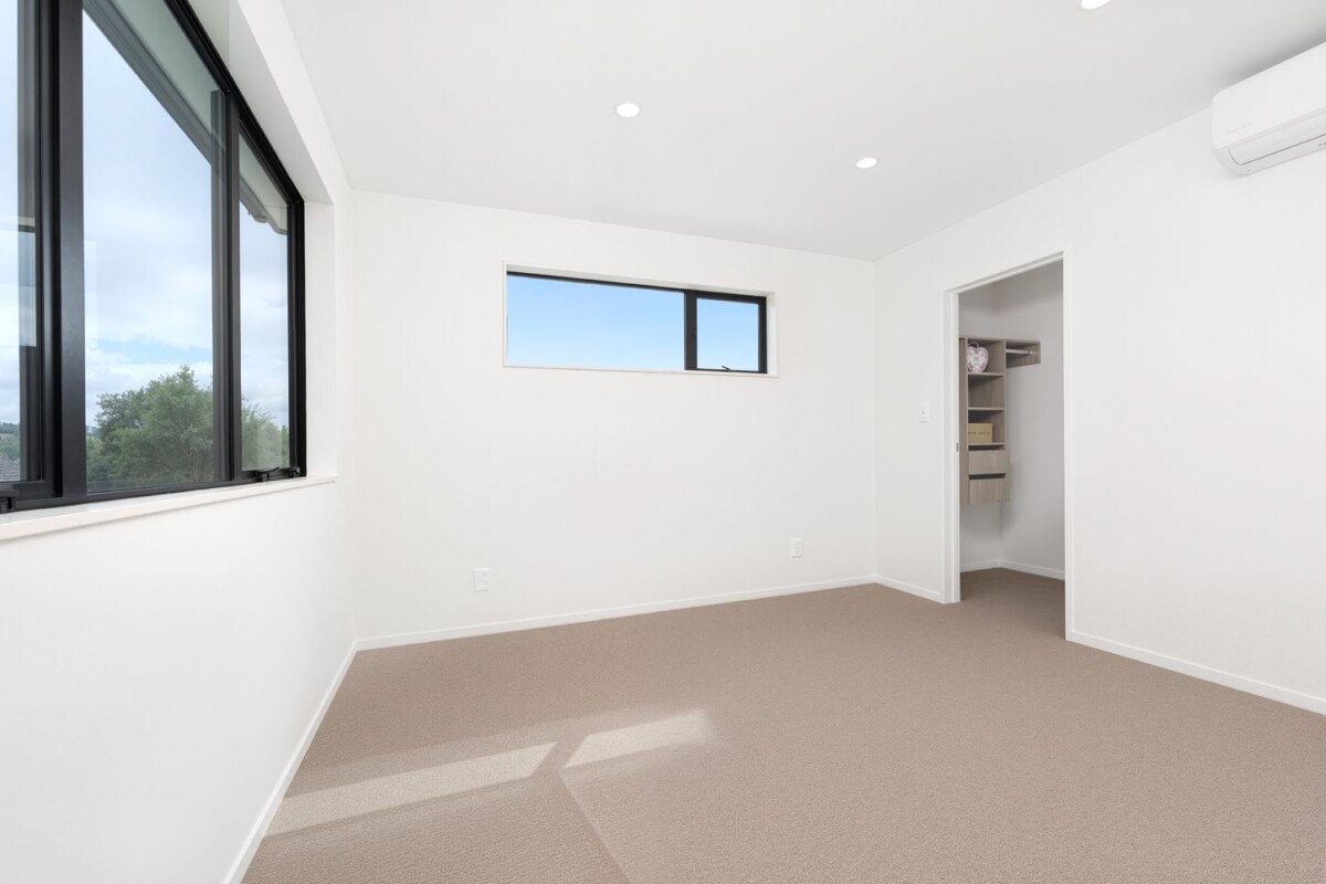 Brandnew 4 beds house with garage and park views, minutes from Motorway SH16, Lincoln Road shops, supermarkets, restaurants, and local amenities, 17D Bahari Drive, Ranui, Auckland