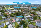 206m2 4 beds 3.5 baths house on 372m2 section, close to schools, shops, 22A Rathgar Road, Henderson, Auckland