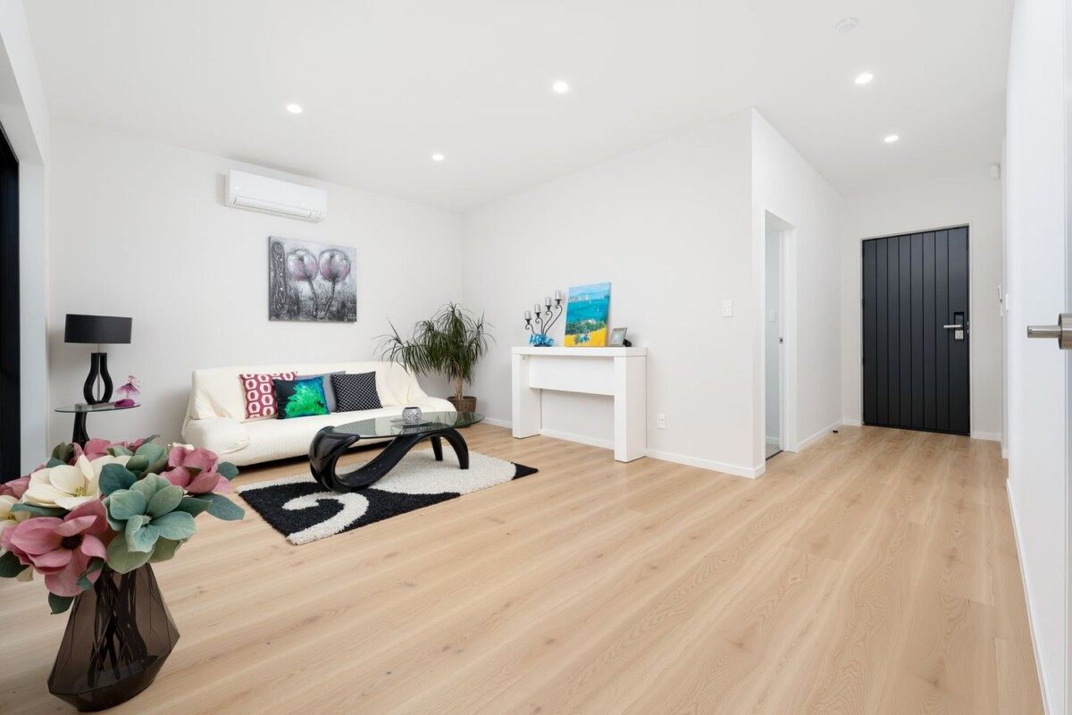 Brandnew 4 beds house with garage and park views, minutes from Motorway SH16, Lincoln Road shops, supermarkets, restaurants, and local amenities, 17D Bahari Drive, Ranui, Auckland