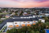 Last One ! Offers Below CV will be considered, brandnew freehold 4 beds 3.5 baths home with garage, no body corp fee, 10-Year Master Build Guarantee , walks to schools and shops, 7D Liston Street, Northcote, Auckland