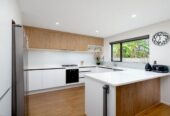 206m2 4 beds 3.5 baths house on 372m2 section, close to schools, shops, 22A Rathgar Road, Henderson, Auckland