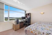 Vendor Relocating – Urgent Sale, 3 beds house on 434m2 section, Albany school zone, minutes to Albany Mall, motorway access, 118 Sunset Road, Unsworth Heights, Auckland