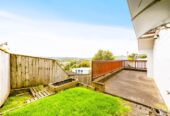 Vendor Relocating – Urgent Sale, 3 beds house on 434m2 section, Albany school zone, minutes to Albany Mall, motorway access, 118 Sunset Road, Unsworth Heights, Auckland