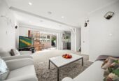 2 beds house with sun room and 3 carports, just a 2-minute leisurely stroll to the One Tree Hill Grand Dr gate, or walk to Royal Oak Shopping Centre. 4/91 Campbell Road, One Tree Hill, Auckland