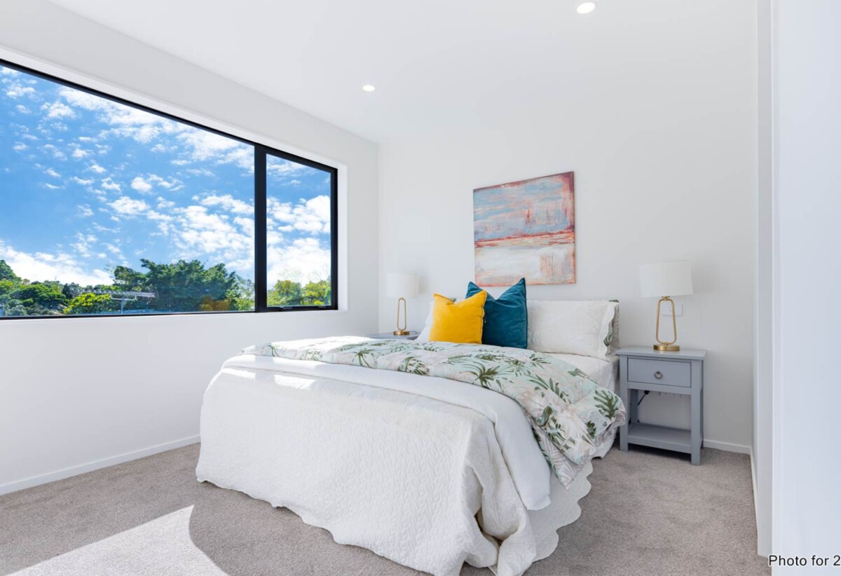 10-Year Master Builder Guarantee, move-in ready, brandnew 3 beds 3 baths home, walks to schools minutes to shopping centres, 2D Grove Lane, Pakuranga, Auckland