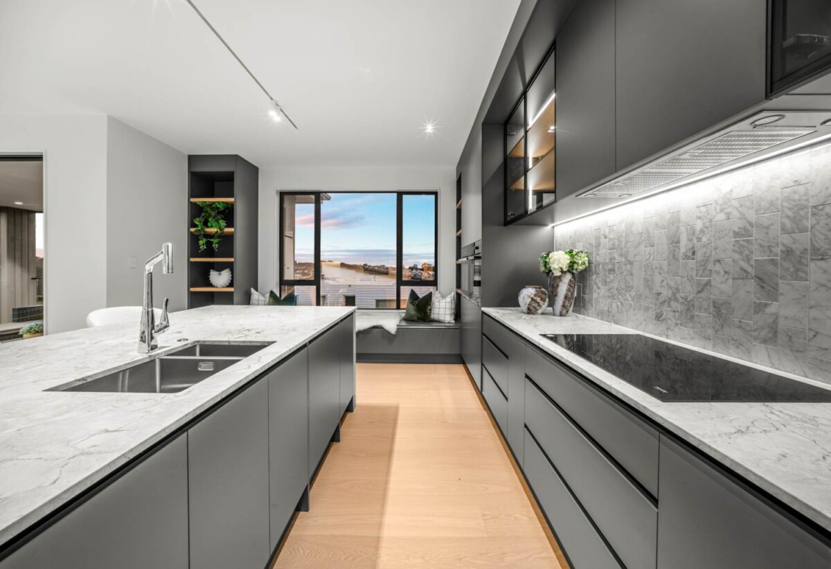 Rangitoto College zone, brandnew 6 beds house on 683m² section, close to schools, Albany Mall, Motorway access, 23 Kerekin Drive, Pinehill, Auckland