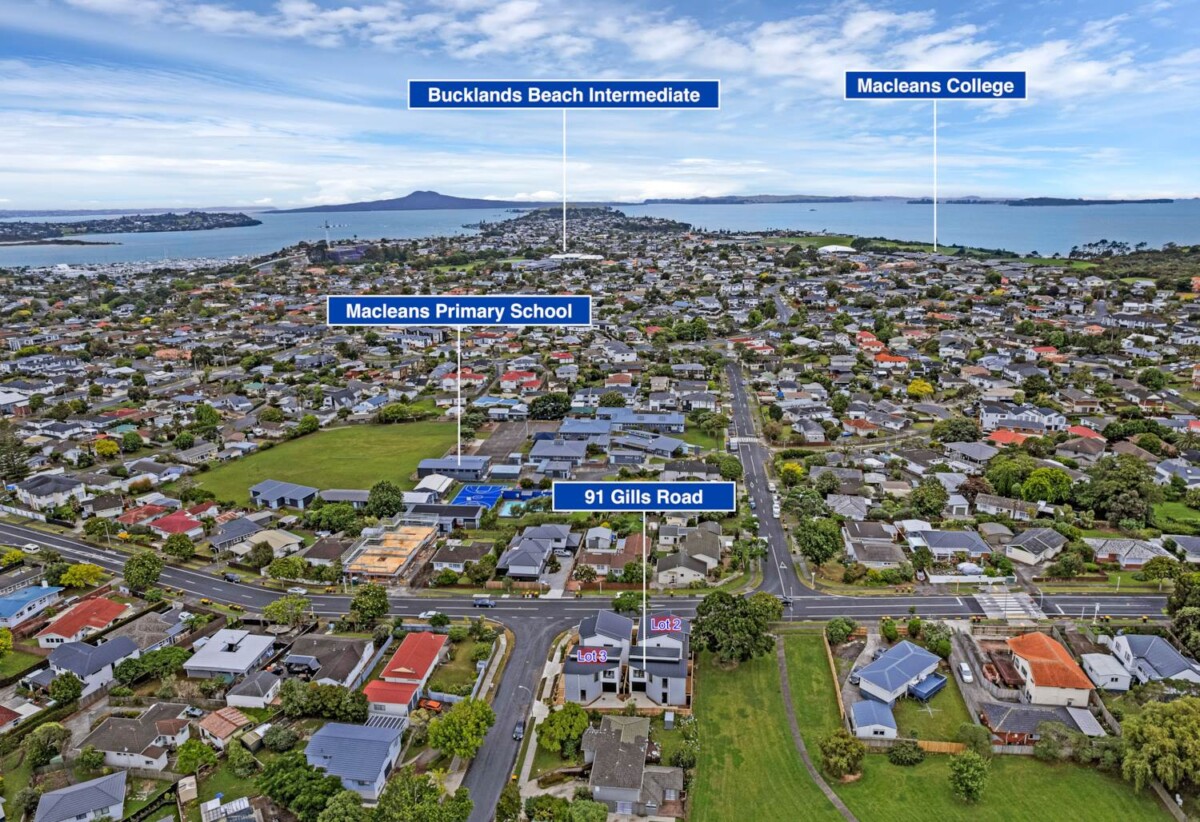 BBI school zone, Brandnew standalone 4 beds 2.5 baths house, Just minutes to Highland Park Shopping Centre, Pak’nSave, Woolworths, , 0.2 km to Macleans Primary School, 1.2 km to Pakuranga College, Lot 3/91 Gills Road, Bucklands Beach, Auckland