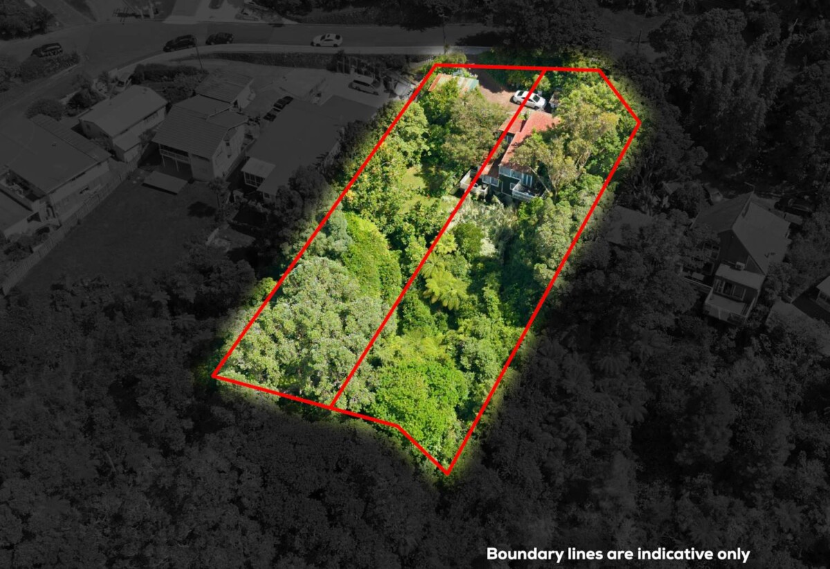 Motivated vendor, 2 properties on 1621m2, dual size, sea views, 60 & 62 Gilletta Road, Mt Roskill, Auckland