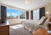 Botany Downs School zone, 4 beds house on 814m2 section, close to schools , shopping centres, 21 Kurnell Drive, Botany Downs, Auckland