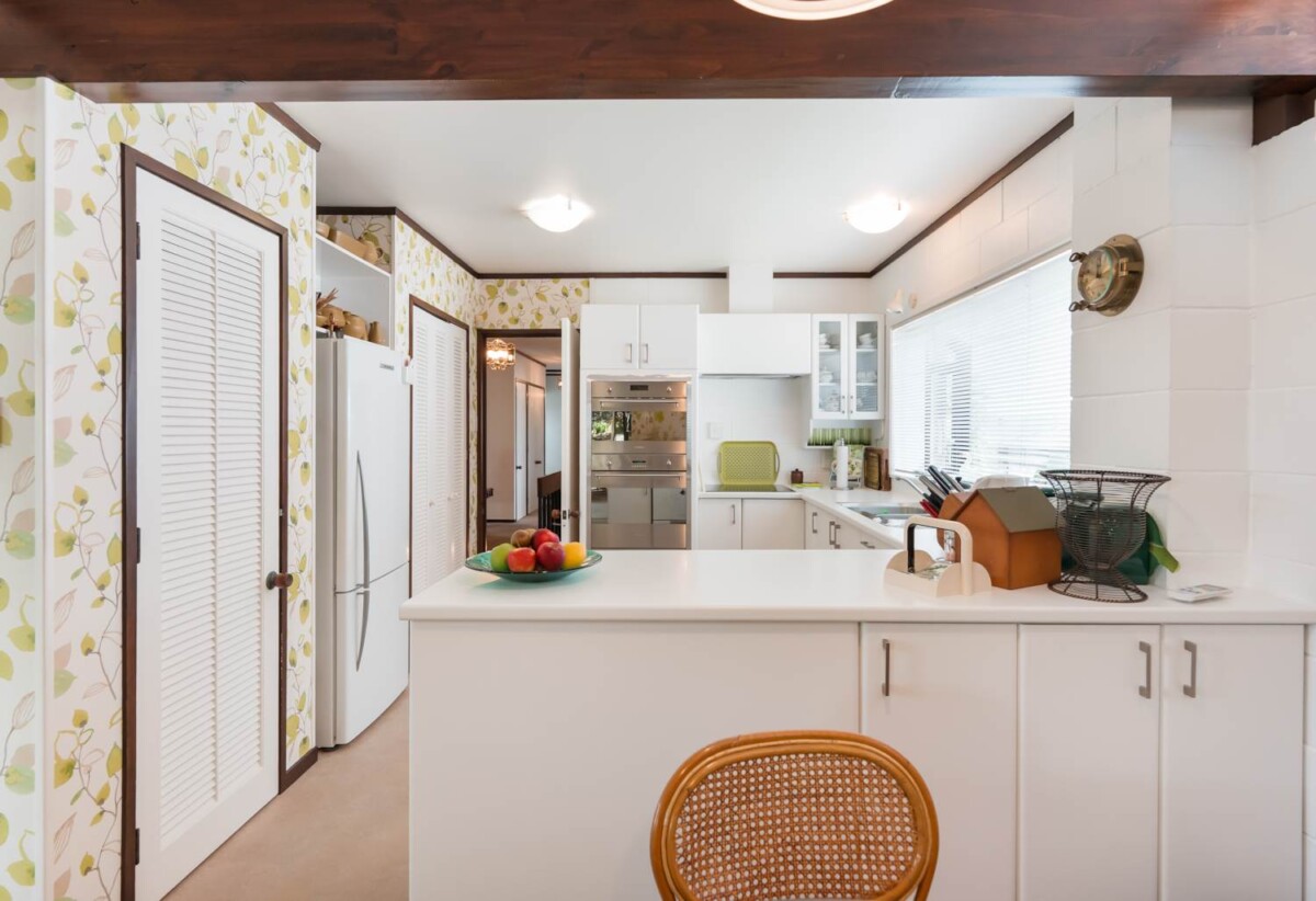 Botany Downs School zone, 4 beds house on 814m2 section, close to schools, shopping centres, 23 Kurnell Drive, Botany Downs, Auckland