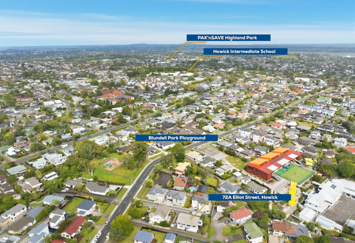 200m2 3 beds house on 554m2 section, with downstairs large rumpus room with its own kitchenette, close to schools, shops, beach, 72A Elliot Street, Howick, Auckland
