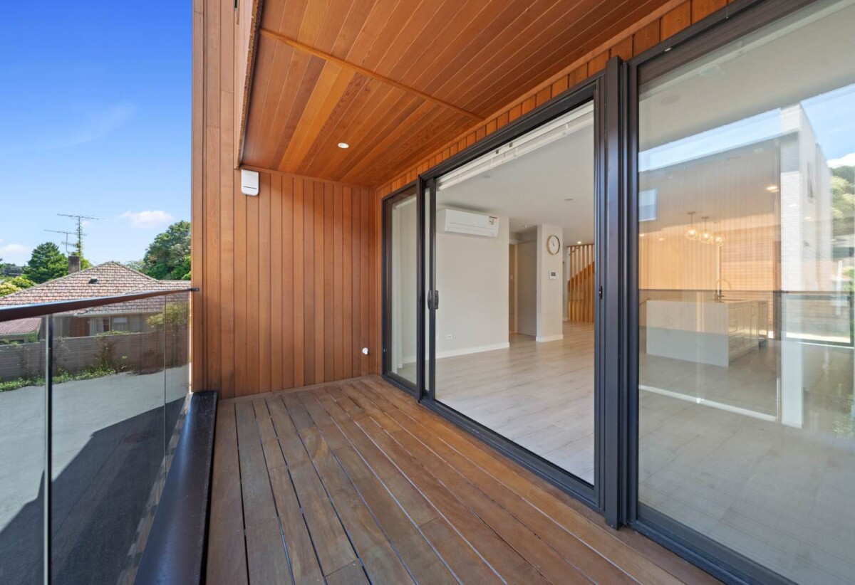 Double grammar schools zone, 219m2 Freehold 5 beds 4 baths home with double garage, 3 ensuites, 1.5 km to Epsom Girls’ Grammar School, 1.9 km to Auckland Grammar, 28B Hapua Street, Remuera, Auckland