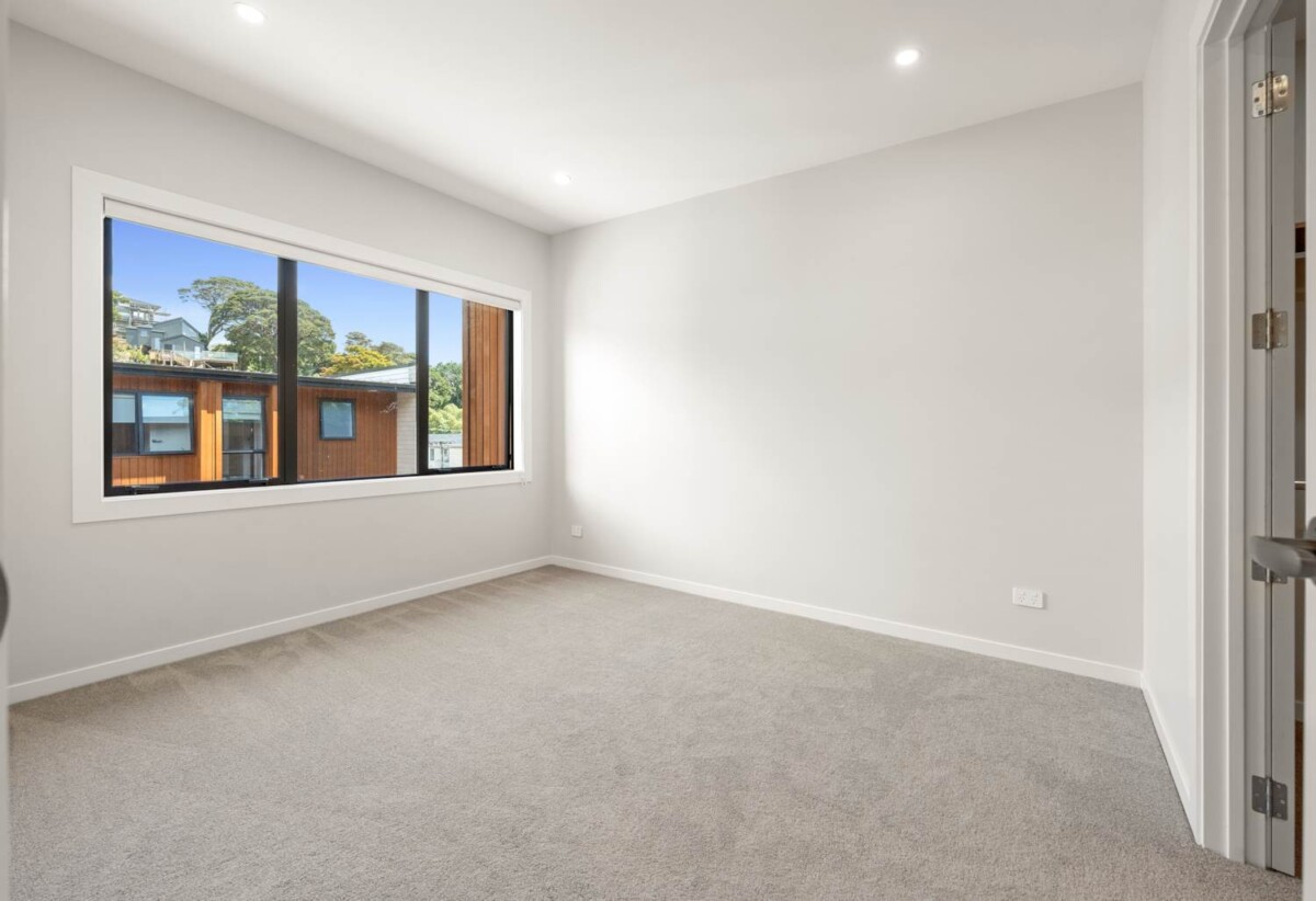 Double grammar schools zone, 219m2 Freehold 5 beds 4 baths home with double garage, 3 ensuites, 1.5 km to Epsom Girls’ Grammar School, 1.9 km to Auckland Grammar, 28B Hapua Street, Remuera, Auckland