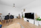 Brick and tile 2 beds home, close to Howick Village, schools, beach, 0.1 km to Owairoa School, 0.7 km to Howick Intermediate, 1.4 km to Howick College, 1/115 Wellington Street, Howick, Auckland