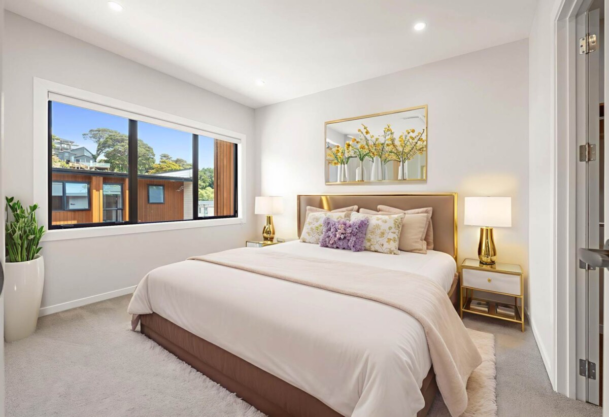 Double grammar schools zone, 219m2 Freehold 5 beds 4 baths home with double garage, 3 ensuites, 1.5 km to Epsom Girls’ Grammar School, 1.9 km to Auckland Grammar, 28B Hapua Street, Remuera, Auckland