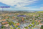 Once in 9 years, Fletcher-Built 3 beds 2.5 bath house on 314m2 section, 0.8 km to Botany Downs Secondary College and Willowbank School (Howick), 19D Claremont Way, East Tamaki Heights, Auckland