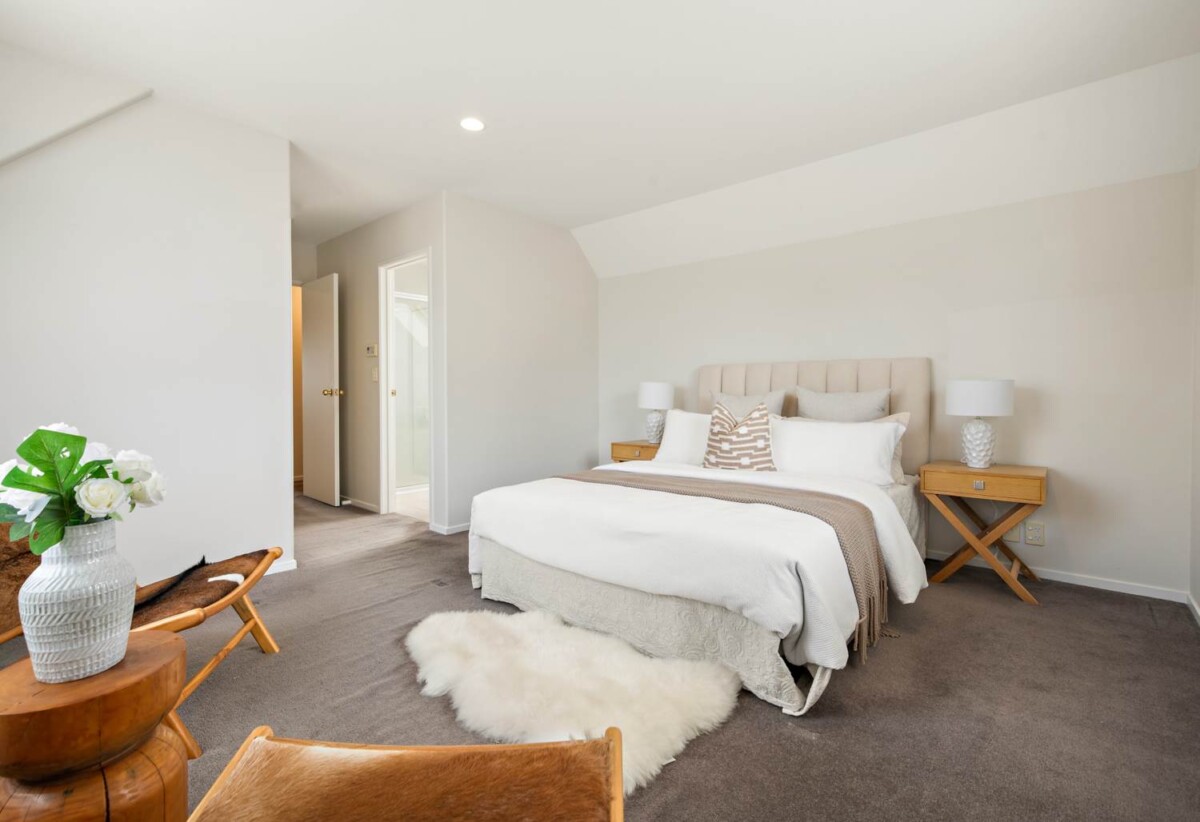 Once in 9 years, Fletcher-Built 3 beds 2.5 bath house on 314m2 section, 0.8 km to Botany Downs Secondary College and Willowbank School (Howick), 19D Claremont Way, East Tamaki Heights, Auckland